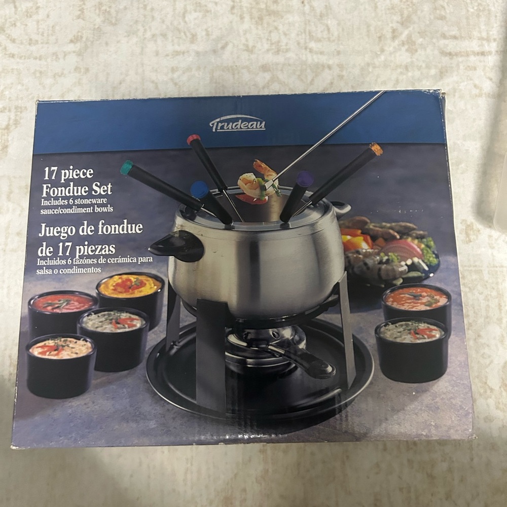 RUDE Stainless Steel Fondue Set with Color-Tipped Forks - Black, Silver